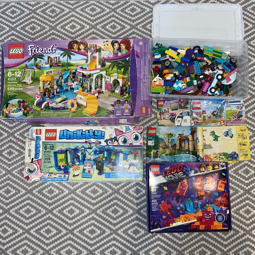 Assorted Lego Sets Girls Approx 8 Sets AS IS